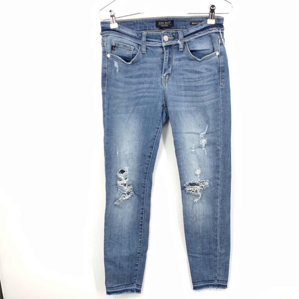 Judy Blue Women Size 5 27 Jeans Skinny‎ Fit Lightwash Distressed Denim Pants